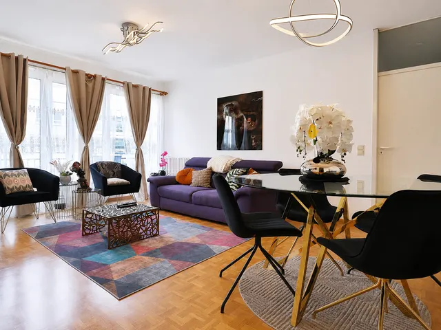 Appartement te koop in Jette – 1/8