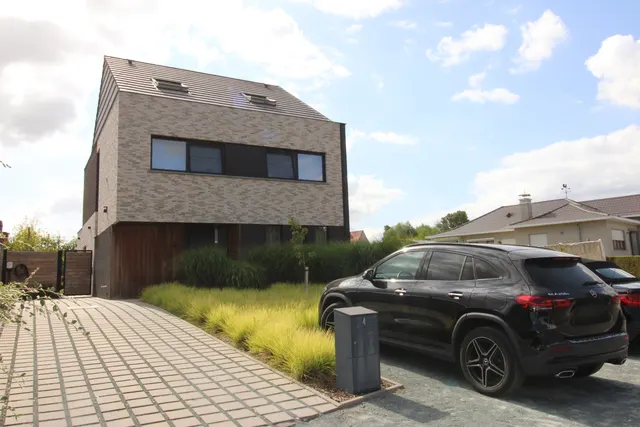 Huis te koop in Opwijk – 1/10