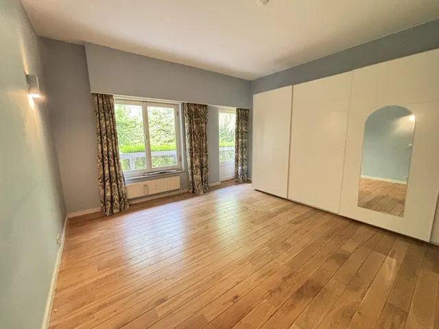 Appartement te koop in Ixelles – 1/8