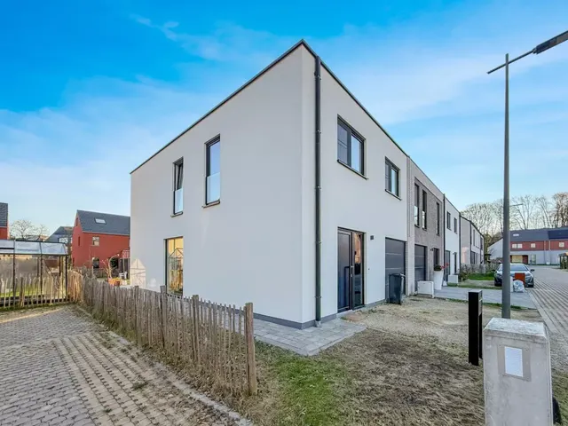 Huis te huur in Mont-Saint-Guibert – 1/10