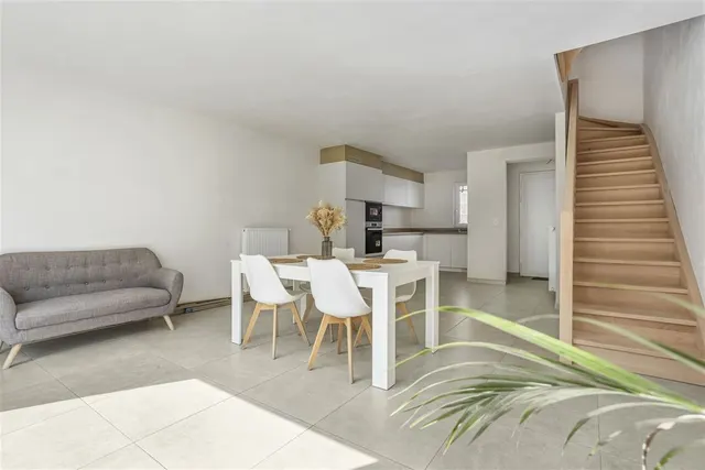 Huis te koop in Leuze-En-Hainaut – 1/10