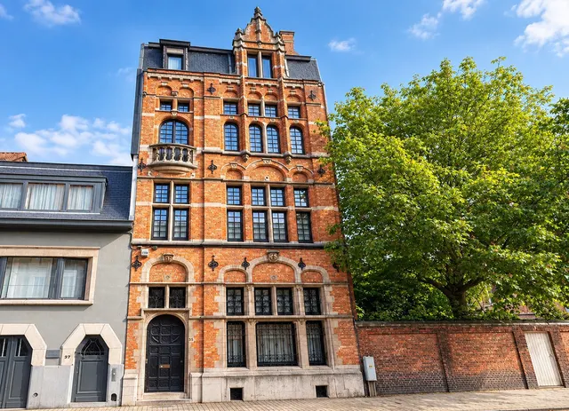 Huis te koop in Uccle – 1/10