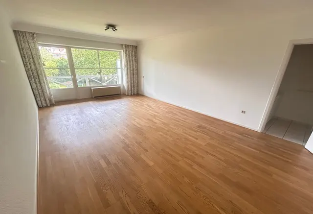 Appartement te koop in Woluwe-Saint-Pierre – 1/8