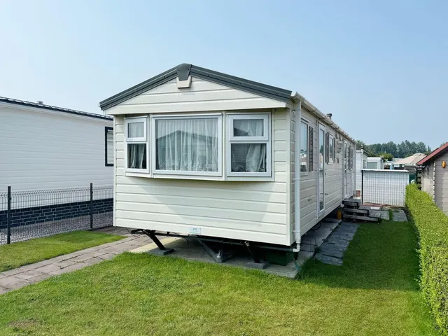 Huis for sale in Oostduinkerke – 1/9