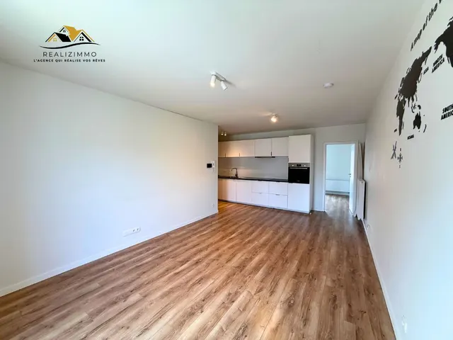 Appartement à louer à La Louvière – 1/6