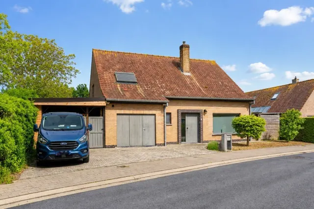 Huis te koop in Veurne – 1/10