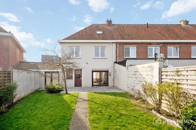 Huis te koop in Harelbeke – 1/10