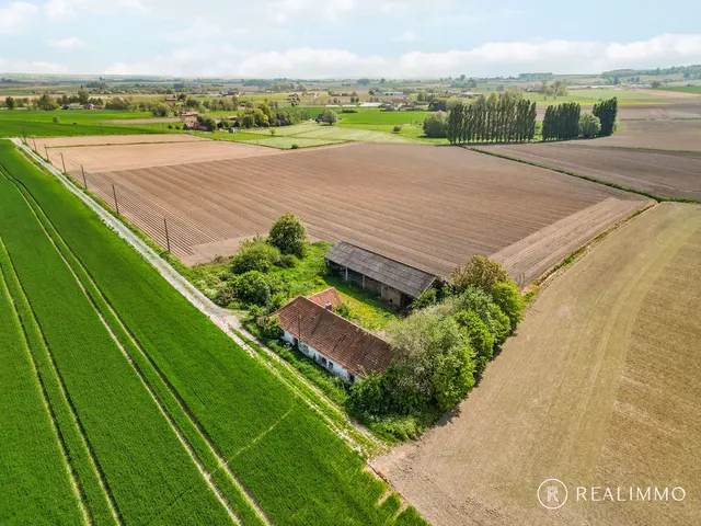 Hoeve te koop in Celles – 1/10