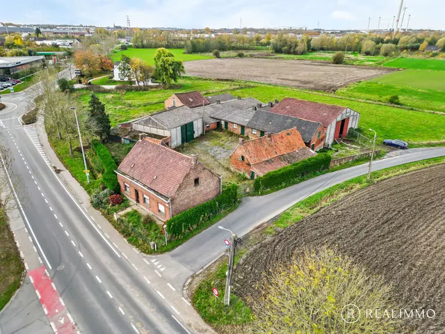 Hoeve te koop in Zwevegem – 1/10