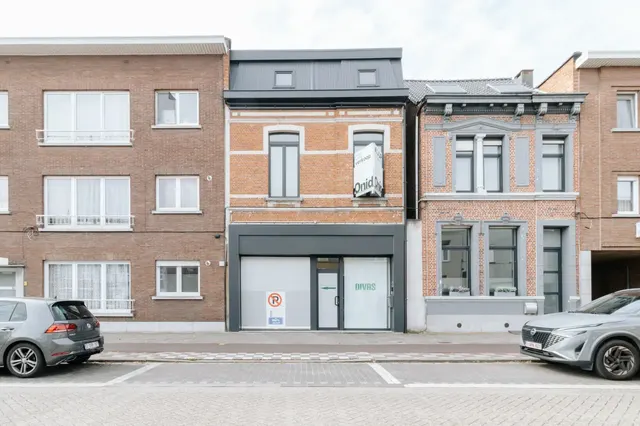 Huis te koop in Wilrijk – 1/10