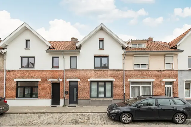 Huis te koop in Wilrijk – 1/10