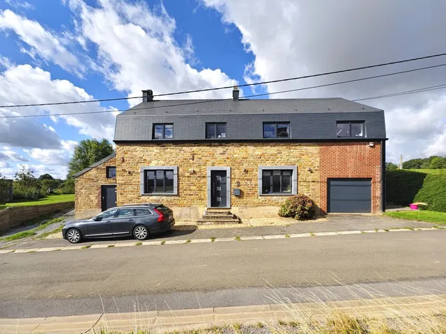 Villa te koop in Rhisnes – 1/10