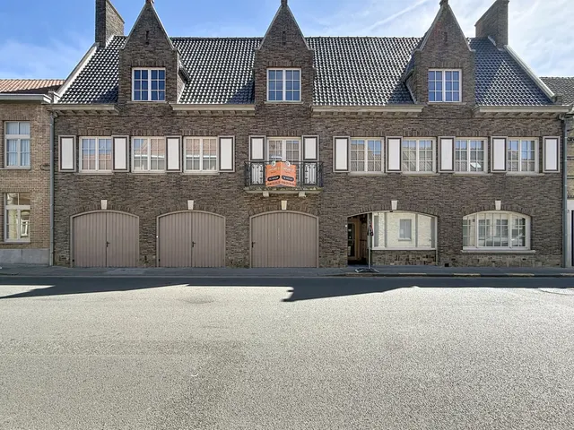 Herenhuis à vendre à Lo-Reninge – 1/10