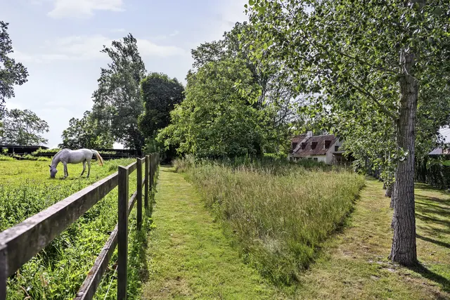 Villa te koop in Waregem – 1/10