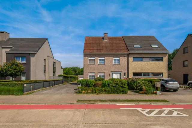 Huis à vendre à Willebroek – 1/10