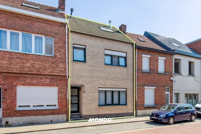 Huis te koop in Hemiksem – 1/10