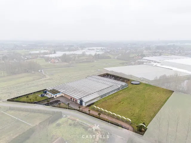 Huis te koop in Beervelde – 1/8