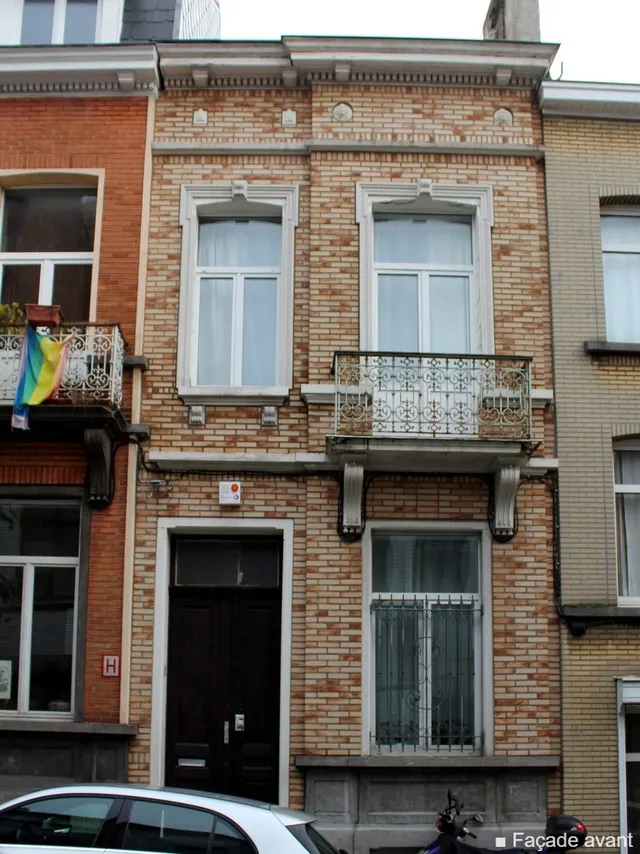 House for sale in Ixelles – 1/10