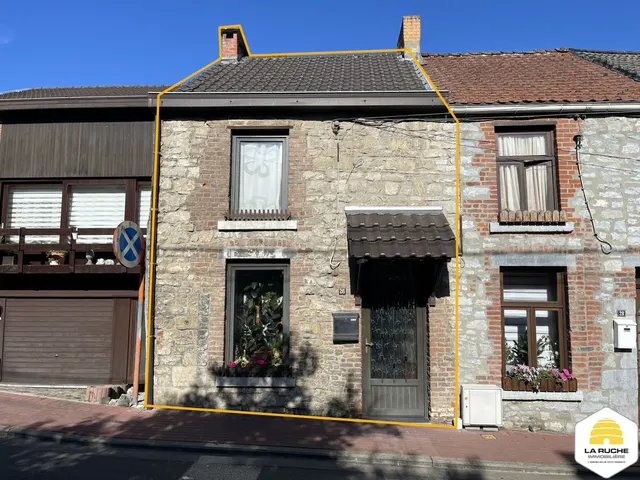 House for sale in Bouffioulx – 1/10