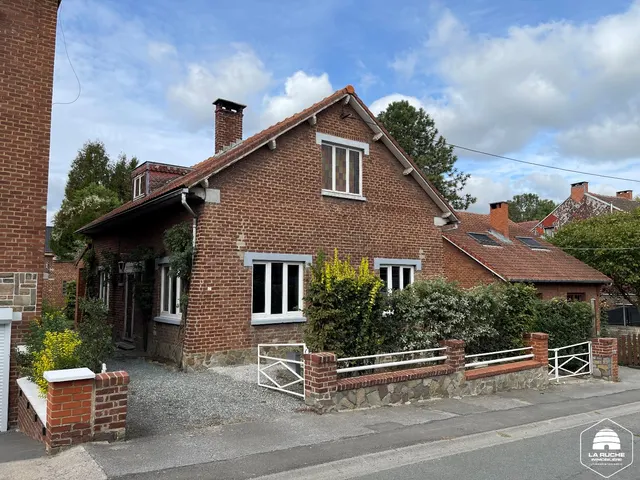 Villa te koop in Jumet – 1/10