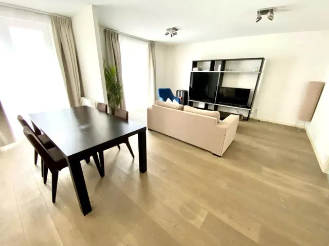 Appartement te koop in Ixelles – 1/10