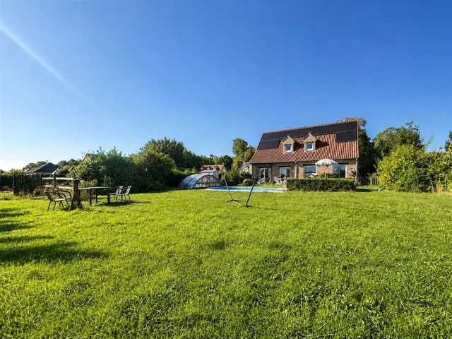 Villa à vendre à Bierghes – 1/10