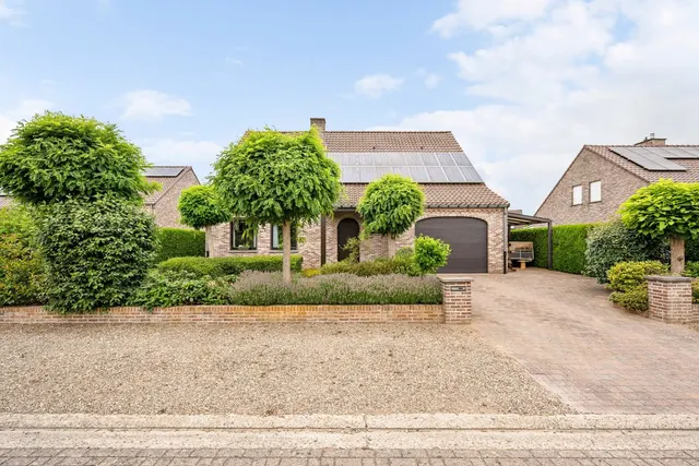 Woning en villa te koop in Bree – 1/10