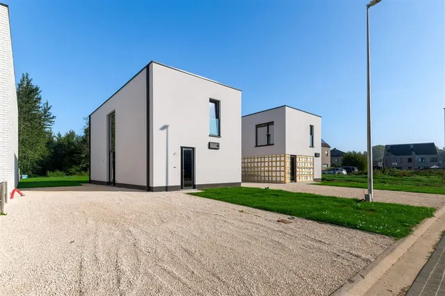 Huis te koop in Laakdal – 1/10