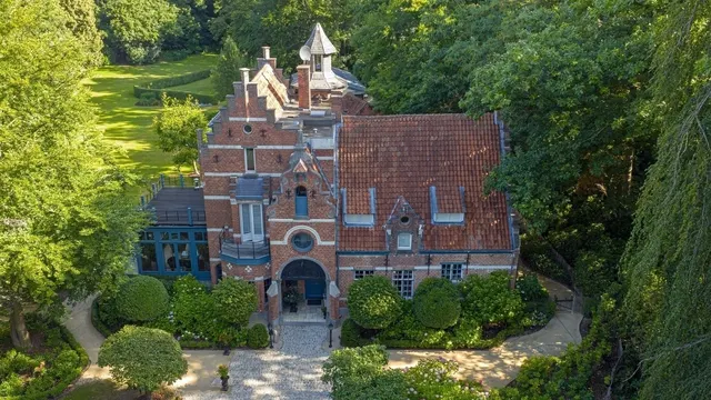 Huis te koop in Schilde – 1/10