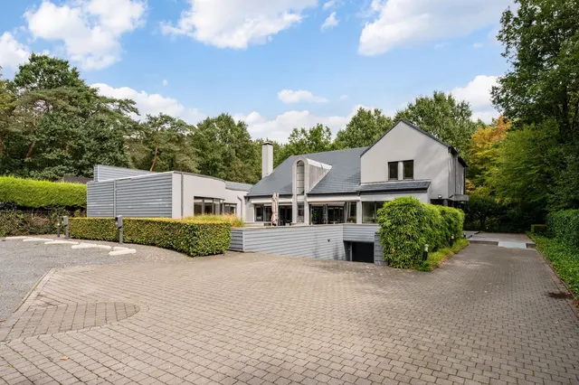 Huis te koop in Brasschaat – 1/10