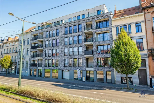 Appartement te koop in Brussel – 1/10