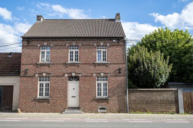 Maison De Caractère à vendre à Gembloux – 1/10