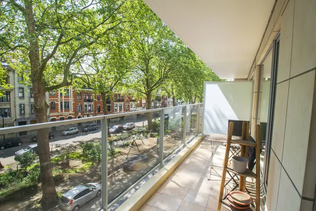 Appartement te huur in Schaerbeek – 1/10