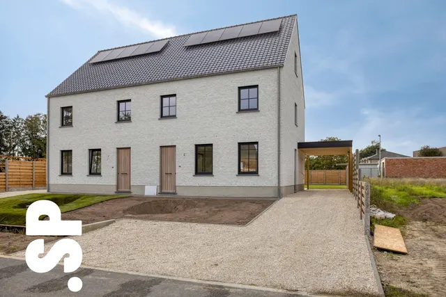 Huis te koop in Balen – 1/10