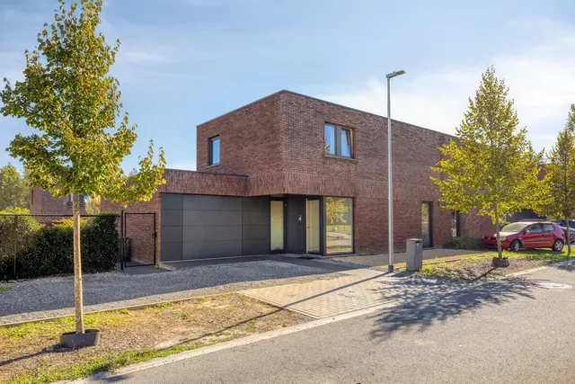 Huis te koop in Hasselt – 1/10