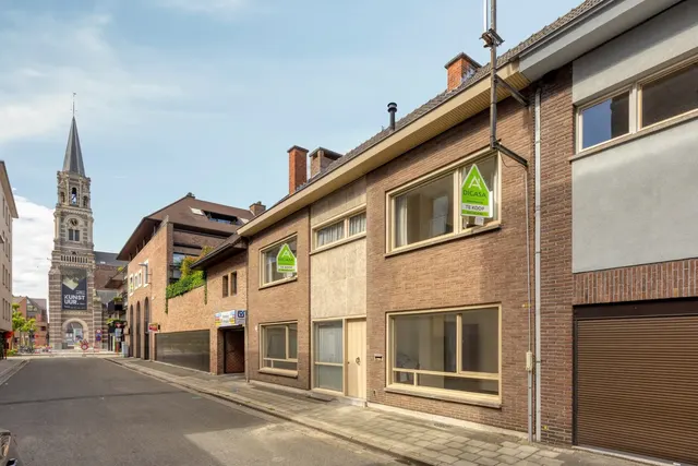 Huis te koop in Roeselare – 1/10
