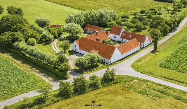 Villa-landhuis à vendre à Alveringem – 1/10