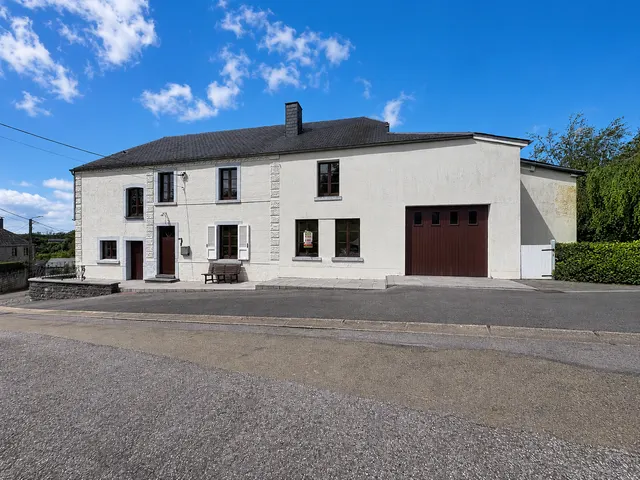 Huis te koop in Voneche – 1/10
