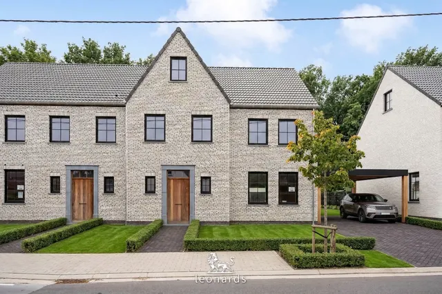 Huis te koop in Waregem – 1/9