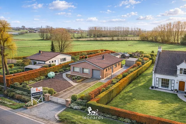 Huis te koop in Wortegem-Petegem – 1/10