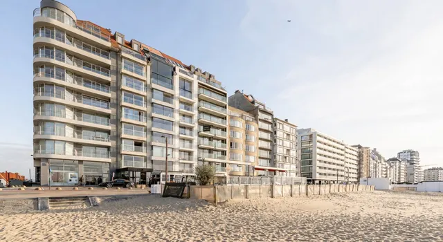 Appartement te koop in Knokke Zoute – 1/10