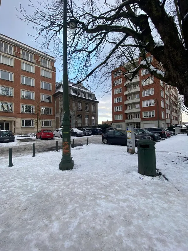 Appartement te huur in Etterbeek – 1/9