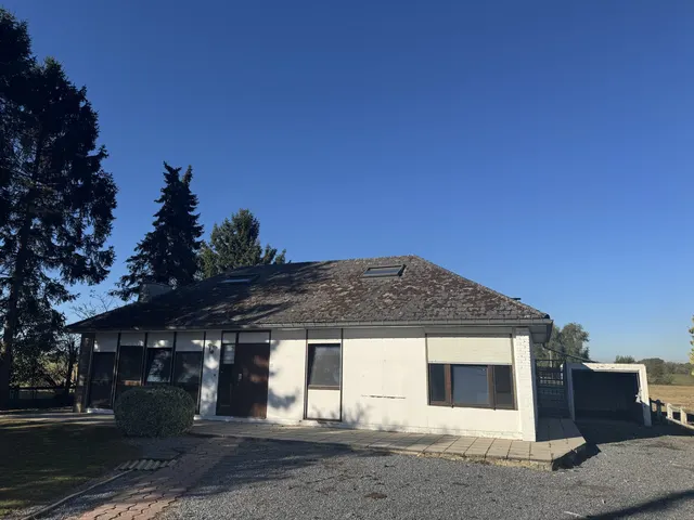 Huis te koop in Fernelmont – 1/10