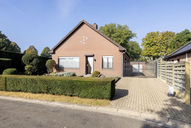 Huis te koop in Rijkevorsel – 1/10