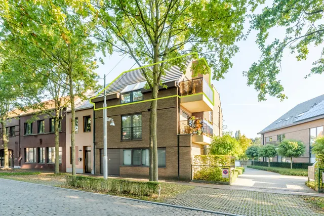 Appartement te koop in Lievegem – 1/10