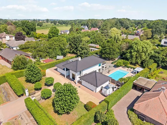 Woning en villa à vendre à Merksplas – 1/10