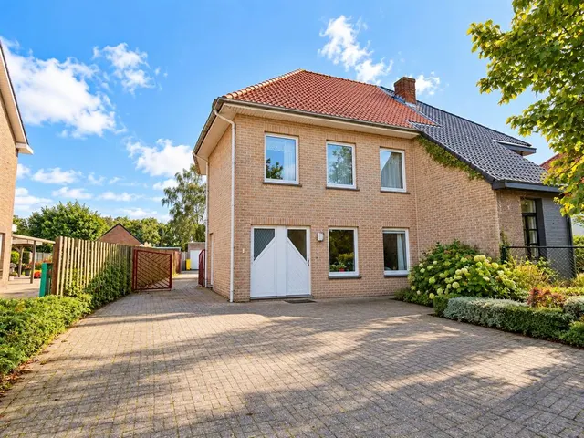 Appartement te koop in Kalmthout – 1/3