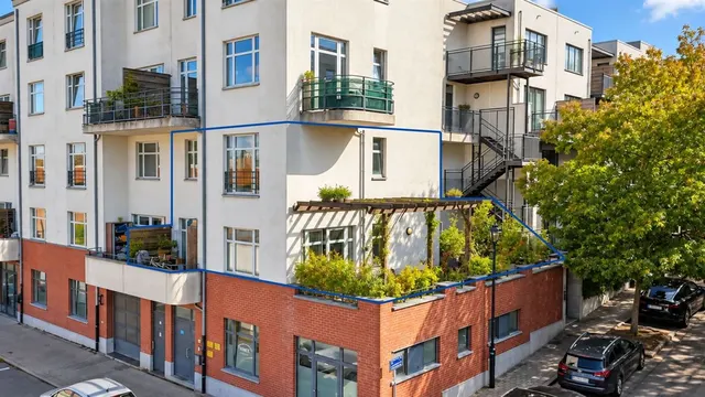 Appartement te koop in Forest – 1/10