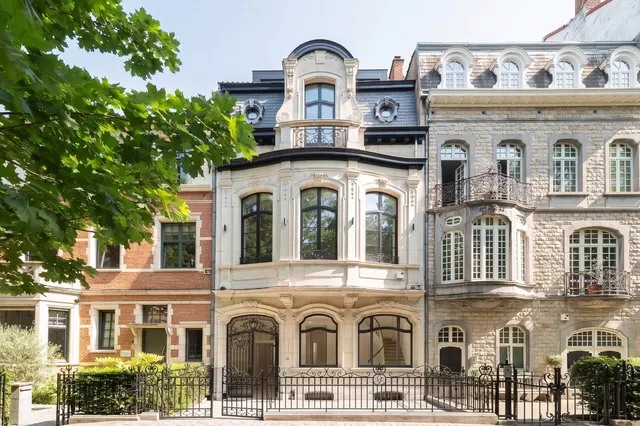 Woning en villa te koop in Ixelles – 1/10