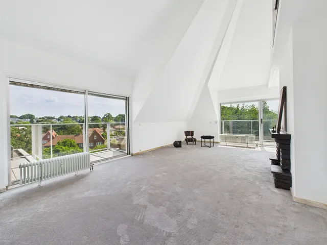 Appartement te koop in Woluwe-Saint-Pierre – 1/10